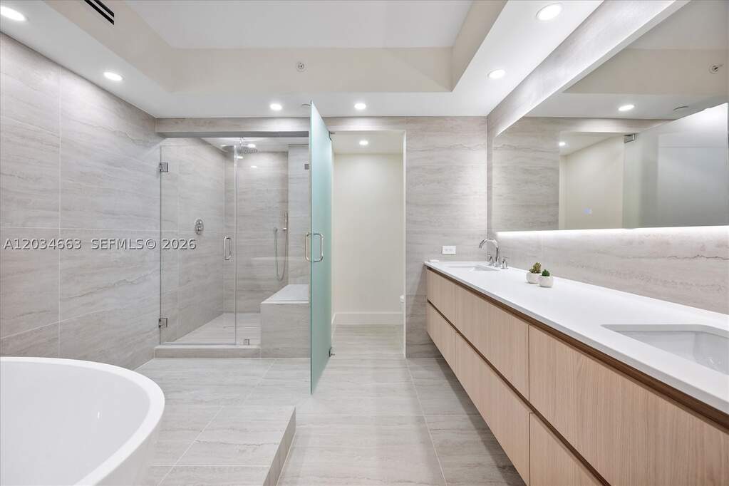 2 Bedroom Apartment/Flat's Image 21