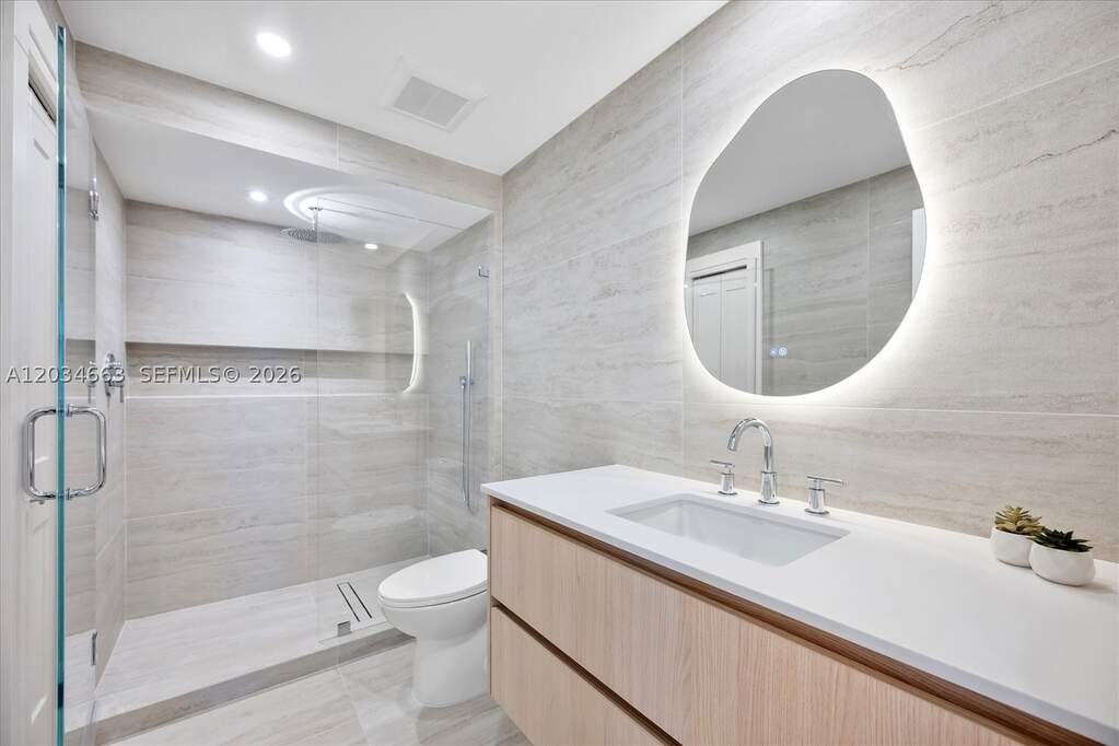 2 Bedroom Apartment/Flat's Image 30