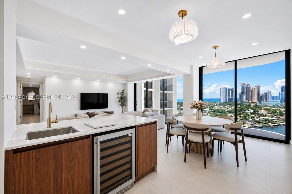 2 Bedroom Apartment/Flat's Image 4