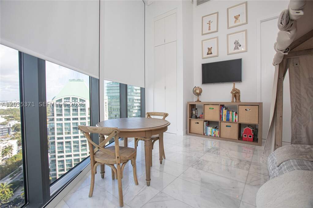 4 Bedroom Apartment/Flat's Image 12