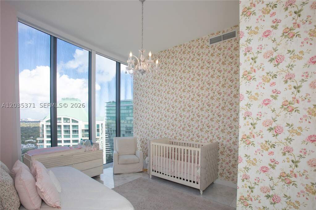 4 Bedroom Apartment/Flat's Image 5