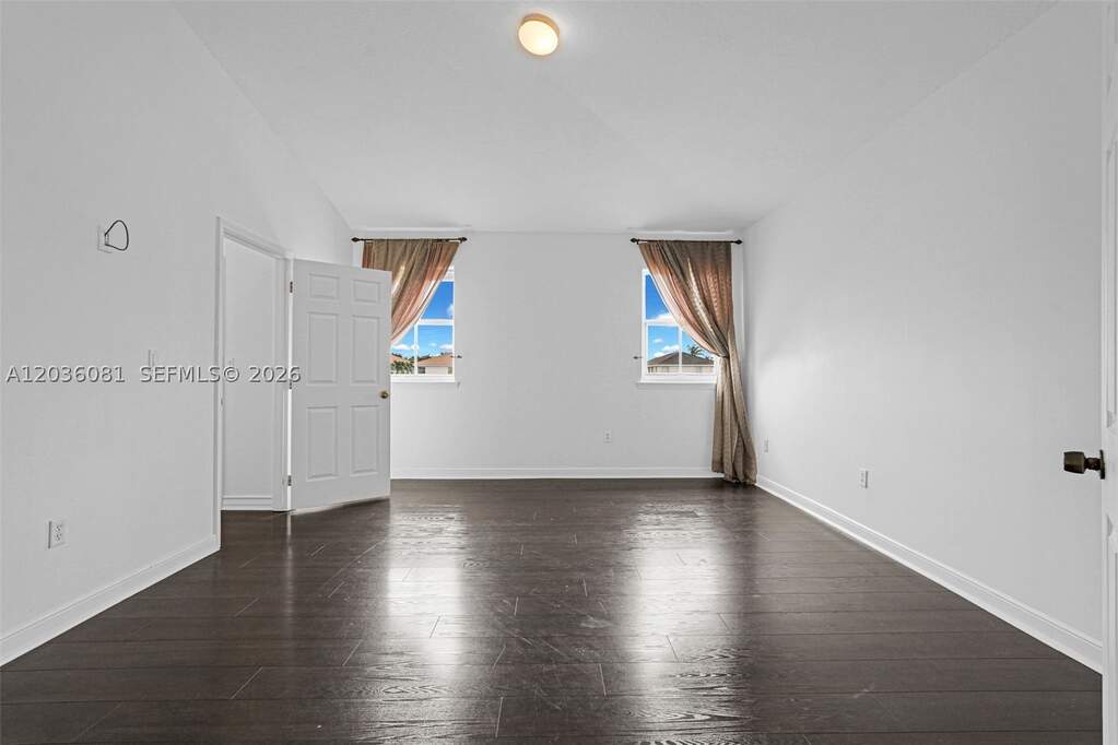 4 Bedroom Single Family Home/House's Image 12