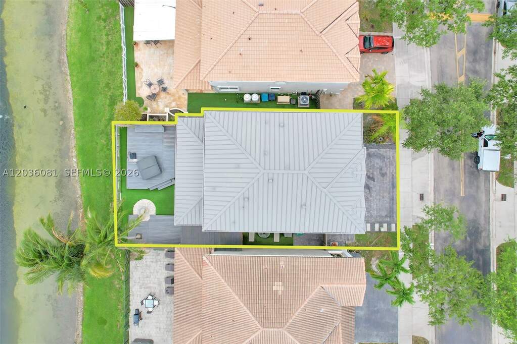 4 Bedroom Single Family Home/House's Image 34