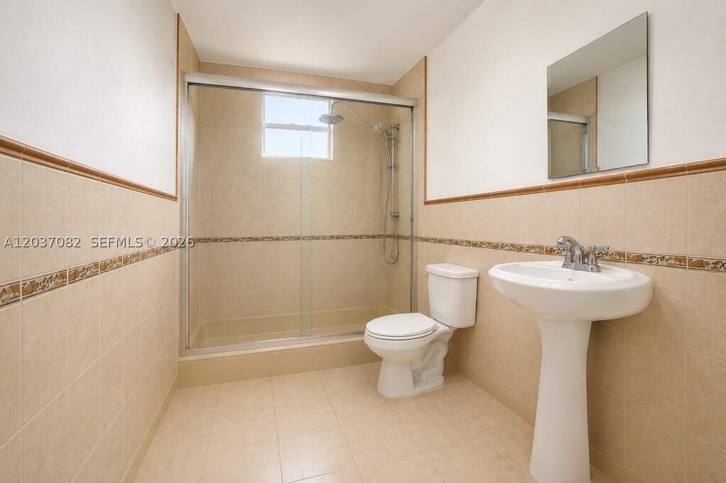 4 Bedroom Single Family Home/House's Image 10