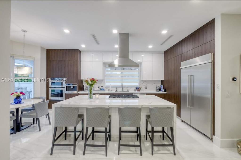 4 Bedroom Single Family Home/House's Image 15