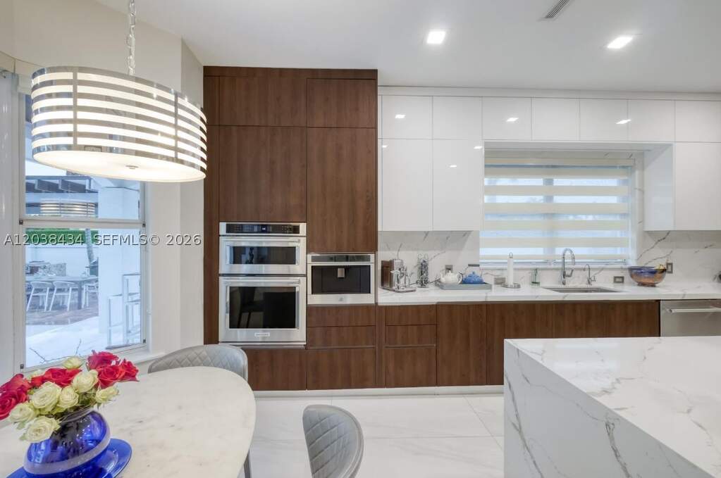 4 Bedroom Single Family Home/House's Image 18