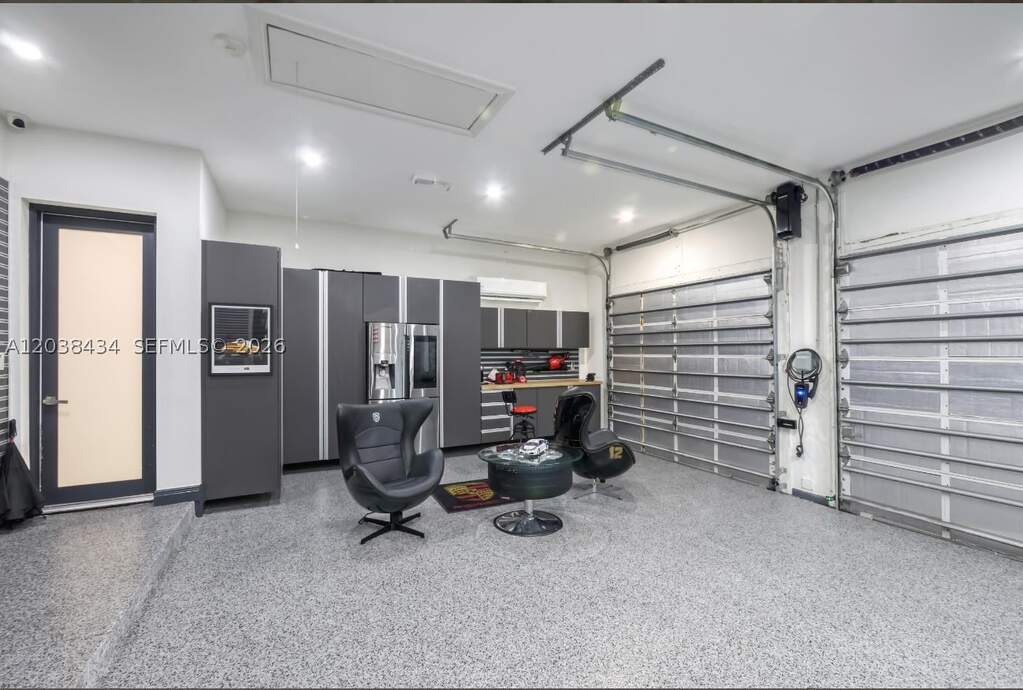 4 Bedroom Single Family Home/House's Image 31