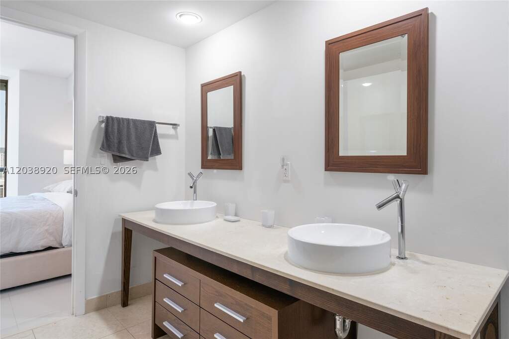 2 Bedroom Apartment/Flat's Image 12