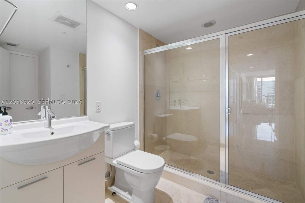 2 Bedroom Apartment/Flat's Image 25
