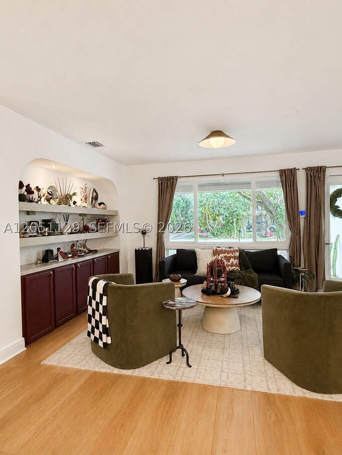 3 Bedroom Single Family Home/House's Image 7