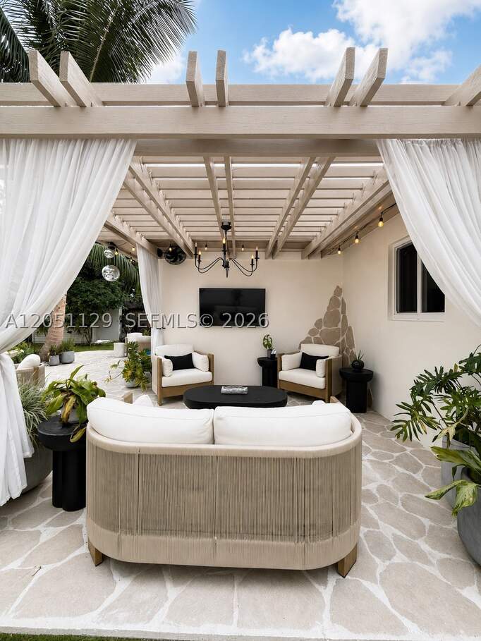 3 Bedroom Single Family Home/House's Image 40