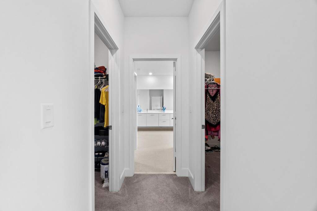 5 Bedroom Single Family Home/House's Image 24