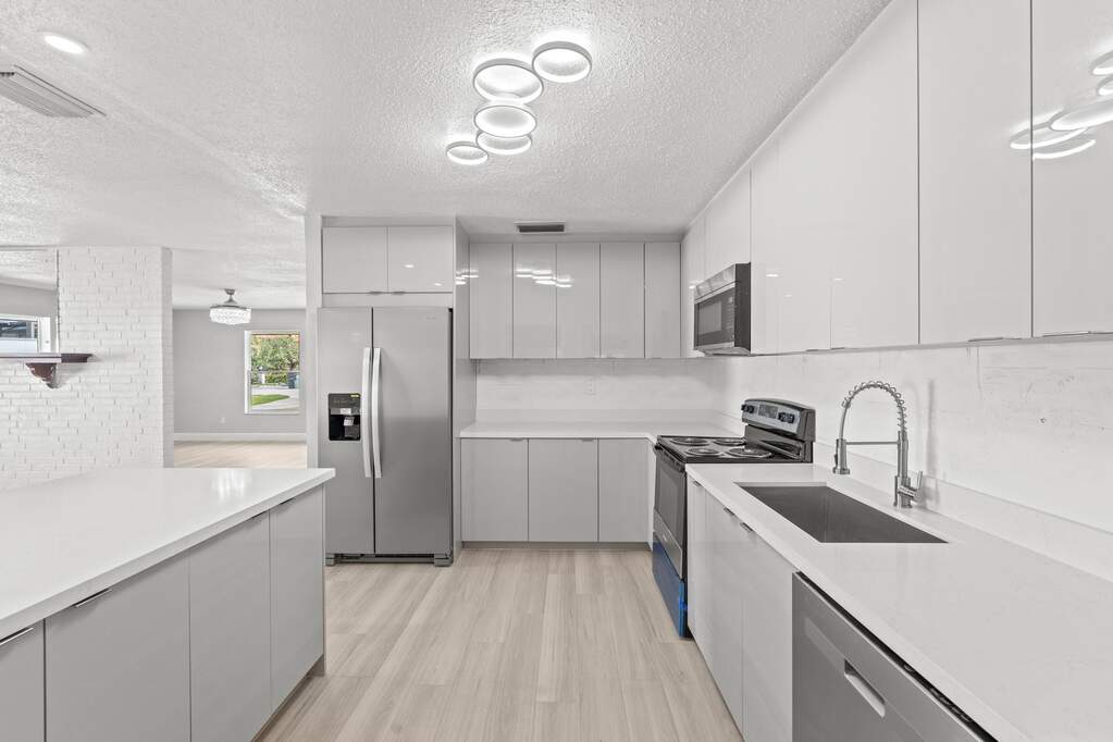 4 Bedroom Single Family Home/House's Image 11