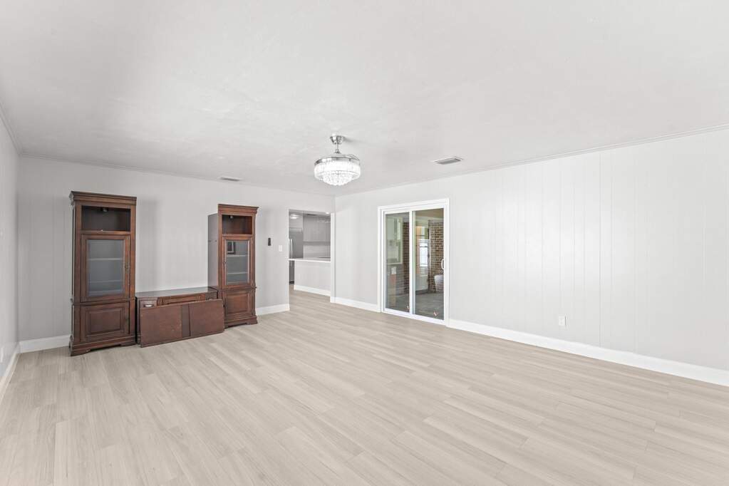 4 Bedroom Single Family Home/House's Image 13