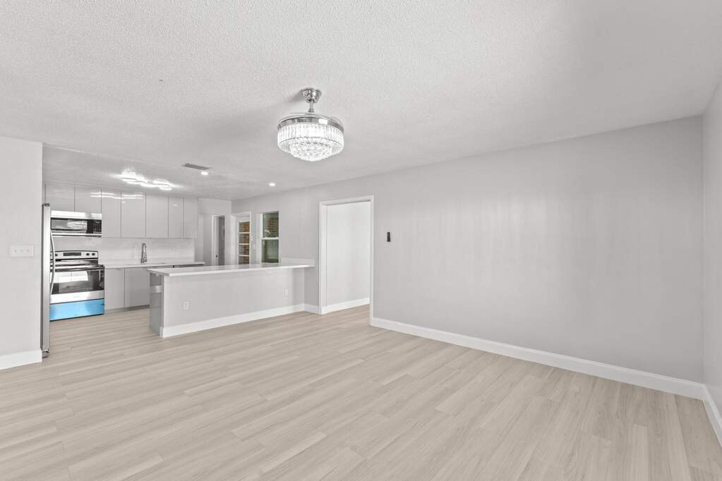 4 Bedroom Single Family Home/House's Image 20