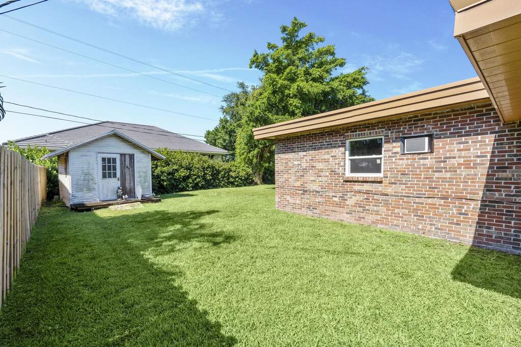 4 Bedroom Single Family Home/House's Image 36