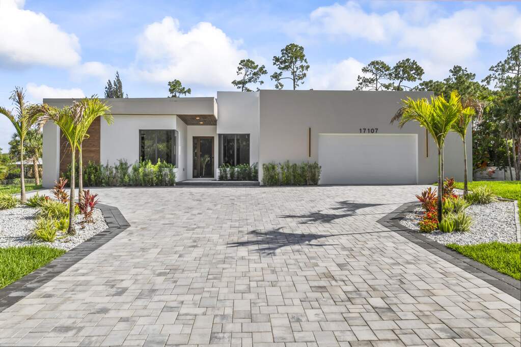 17107_Sycamore_Drive_West_002