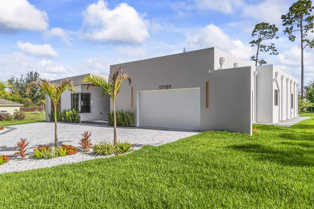 17107_Sycamore_Drive_West_004
