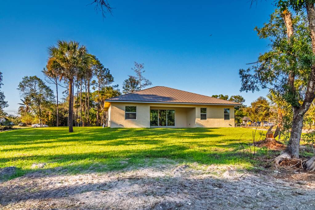 3 Bedroom Single Family Home/House's Image 9