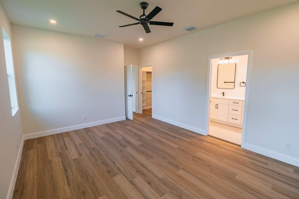3 Bedroom Single Family Home/House's Image 48