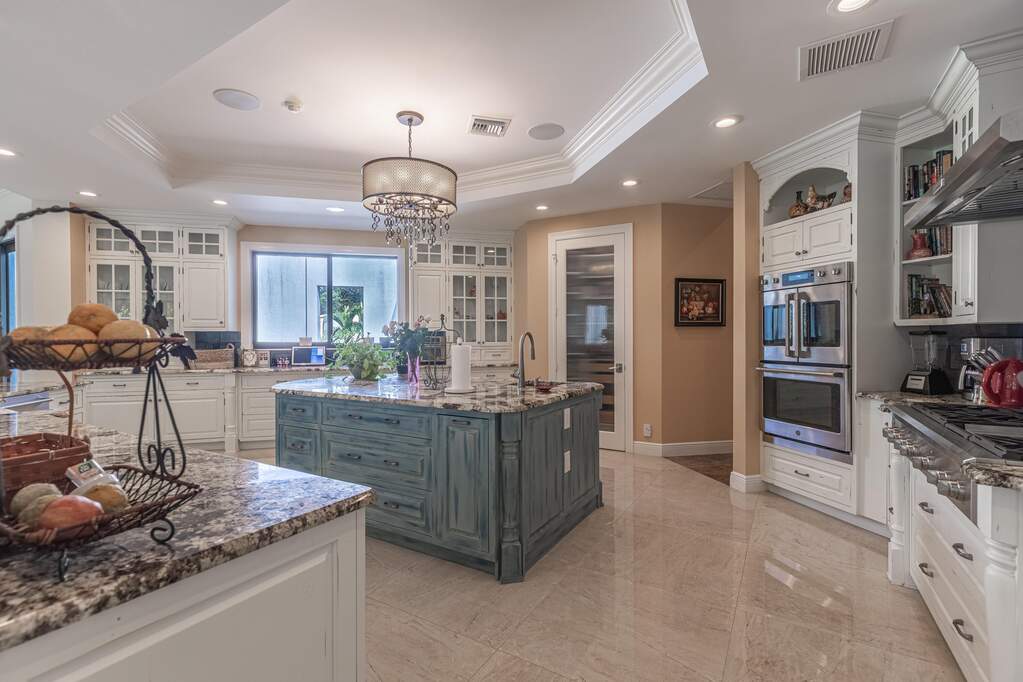 4 Bedroom Single Family Home/House's Image 10