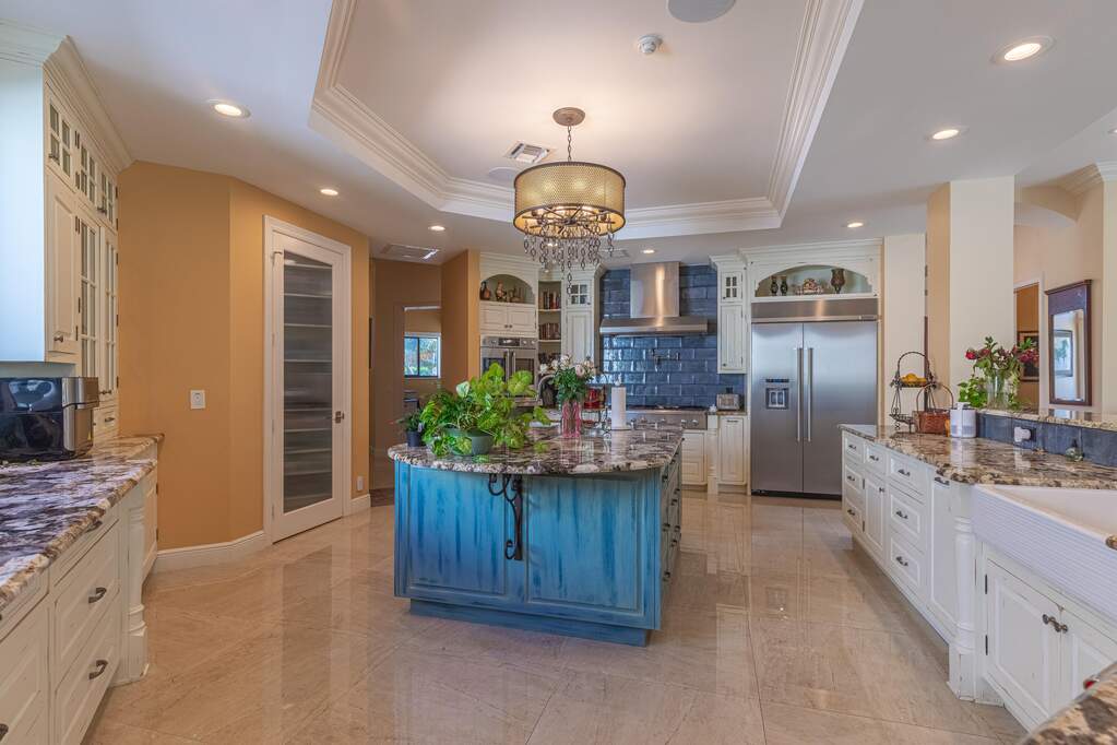 4 Bedroom Single Family Home/House's Image 12