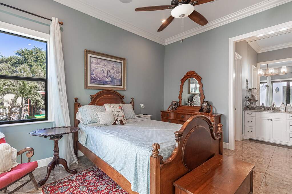 4 Bedroom Single Family Home/House's Image 30