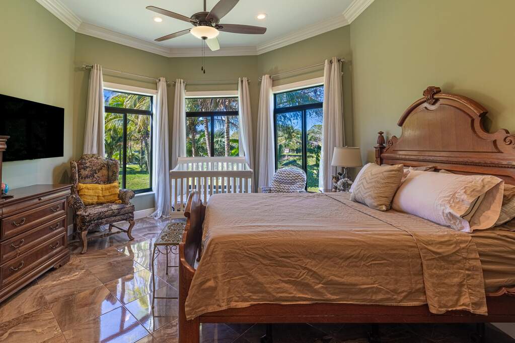 4 Bedroom Single Family Home/House's Image 37