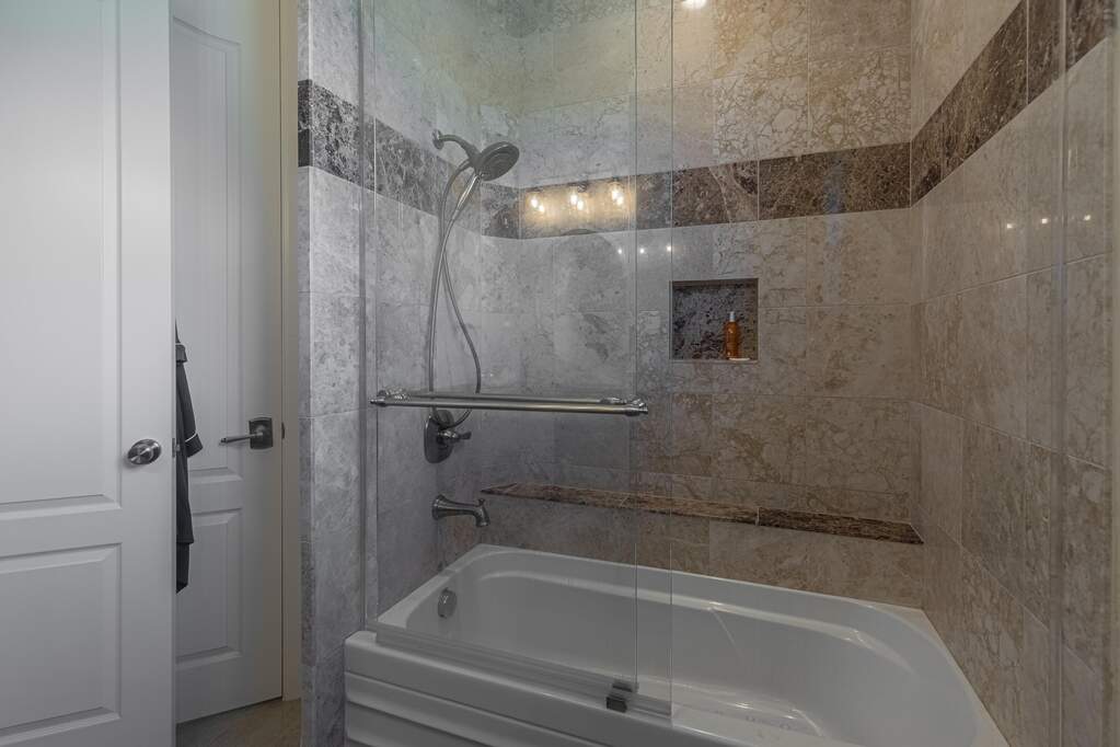 4 Bedroom Single Family Home/House's Image 39