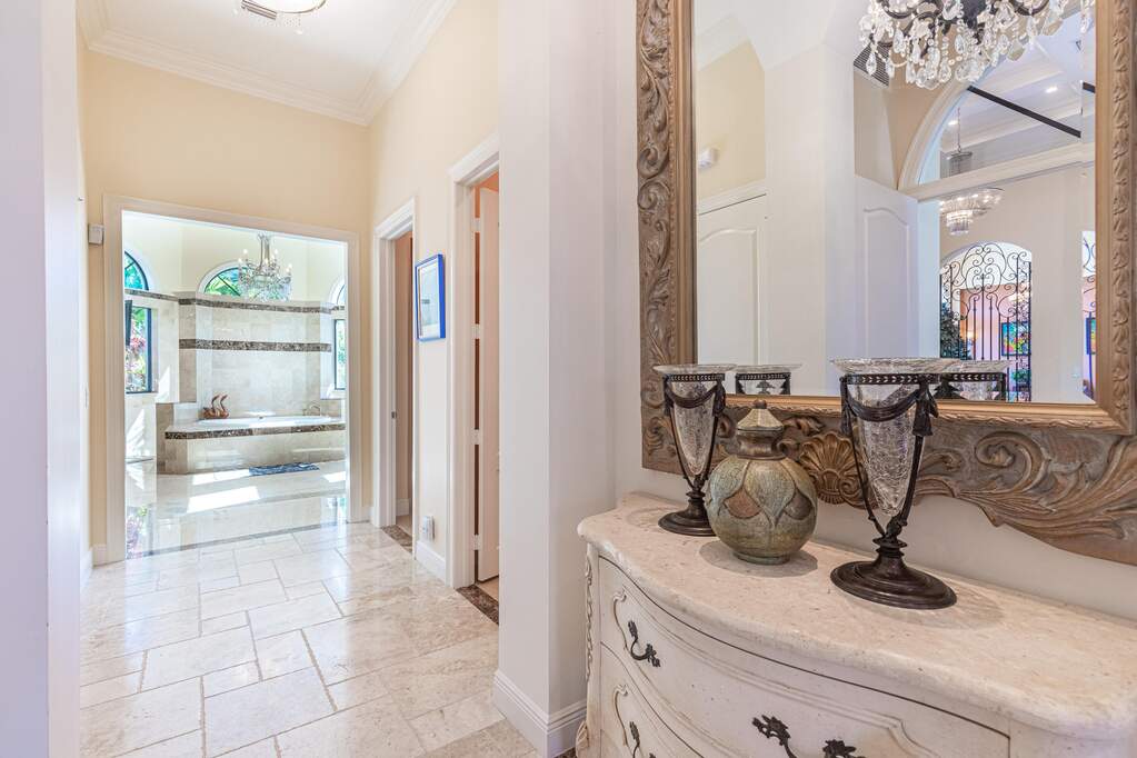 4 Bedroom Single Family Home/House's Image 6