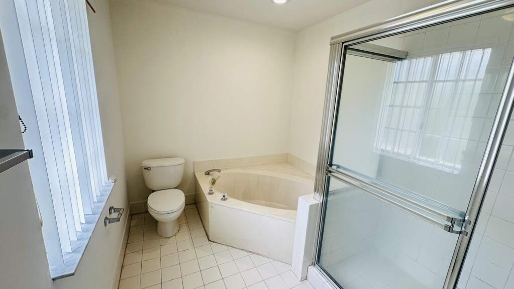 4 Bedroom Single Family Home/House's Image 7