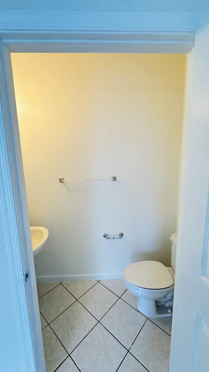 4 Bedroom Single Family Home/House's Image 21