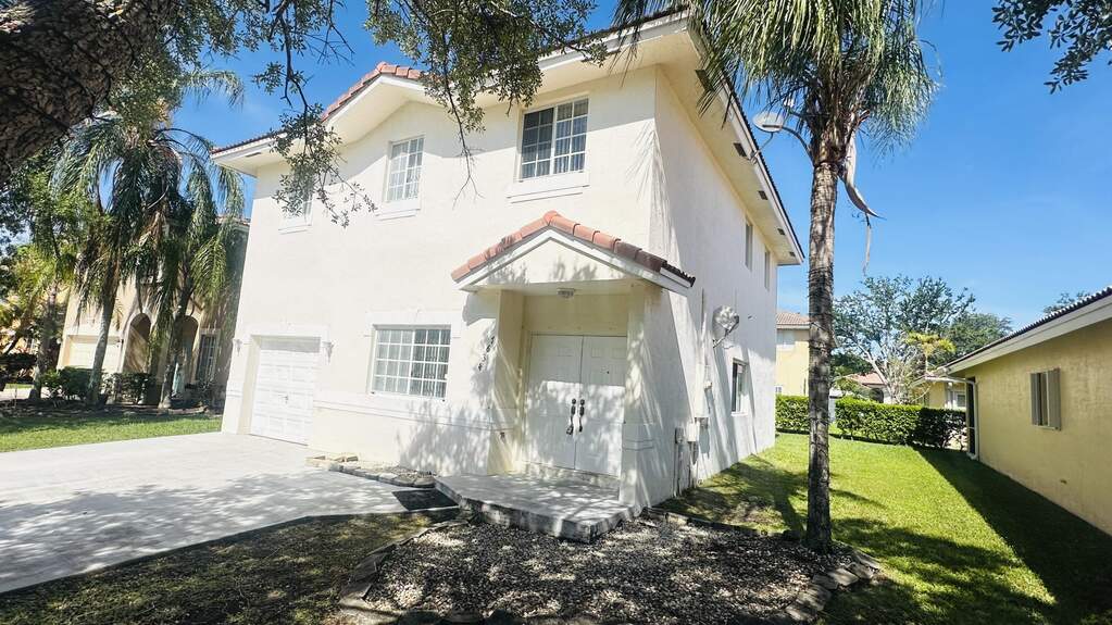 4 Bedroom Single Family Home/House's Image 25