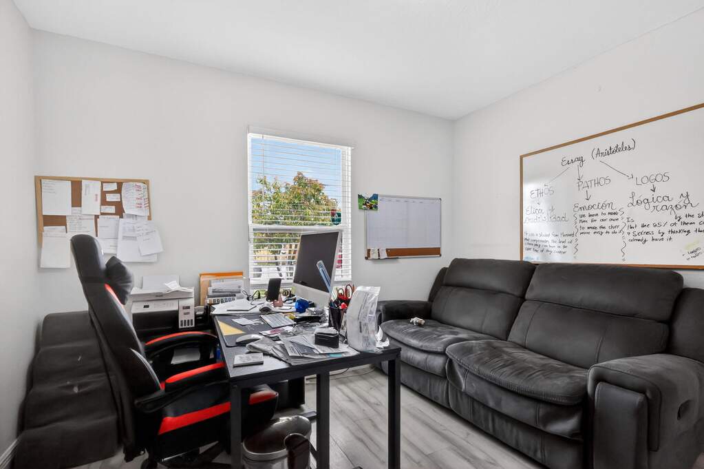 4 Bedroom Single Family Home/House's Image 8