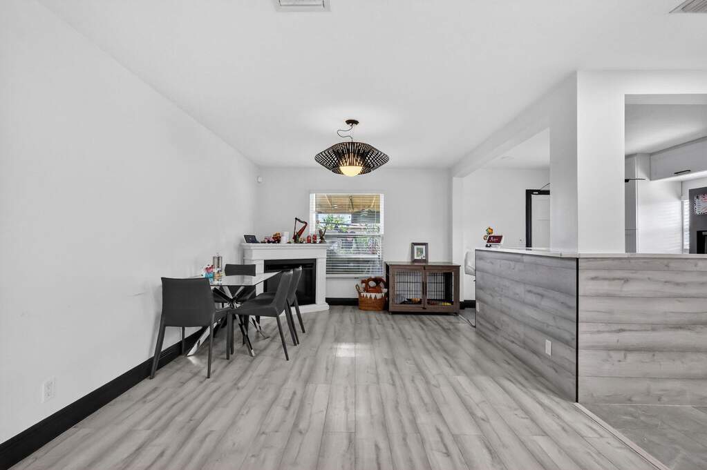 4 Bedroom Single Family Home/House's Image 21