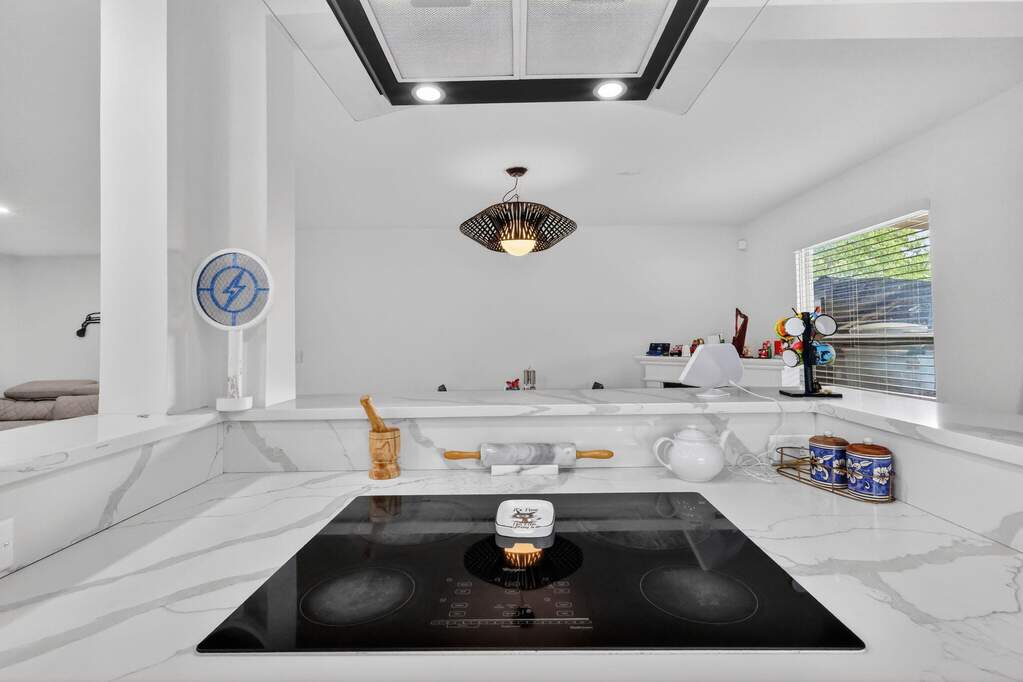 4 Bedroom Single Family Home/House's Image 27
