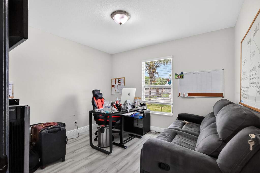 4 Bedroom Single Family Home/House's Image 5