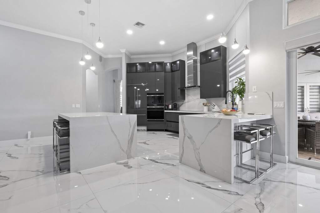 4 Bedroom Single Family Home/House's Image 8