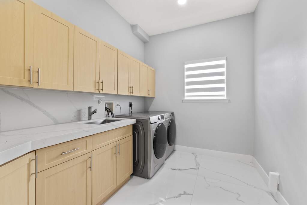 4 Bedroom Single Family Home/House's Image 13
