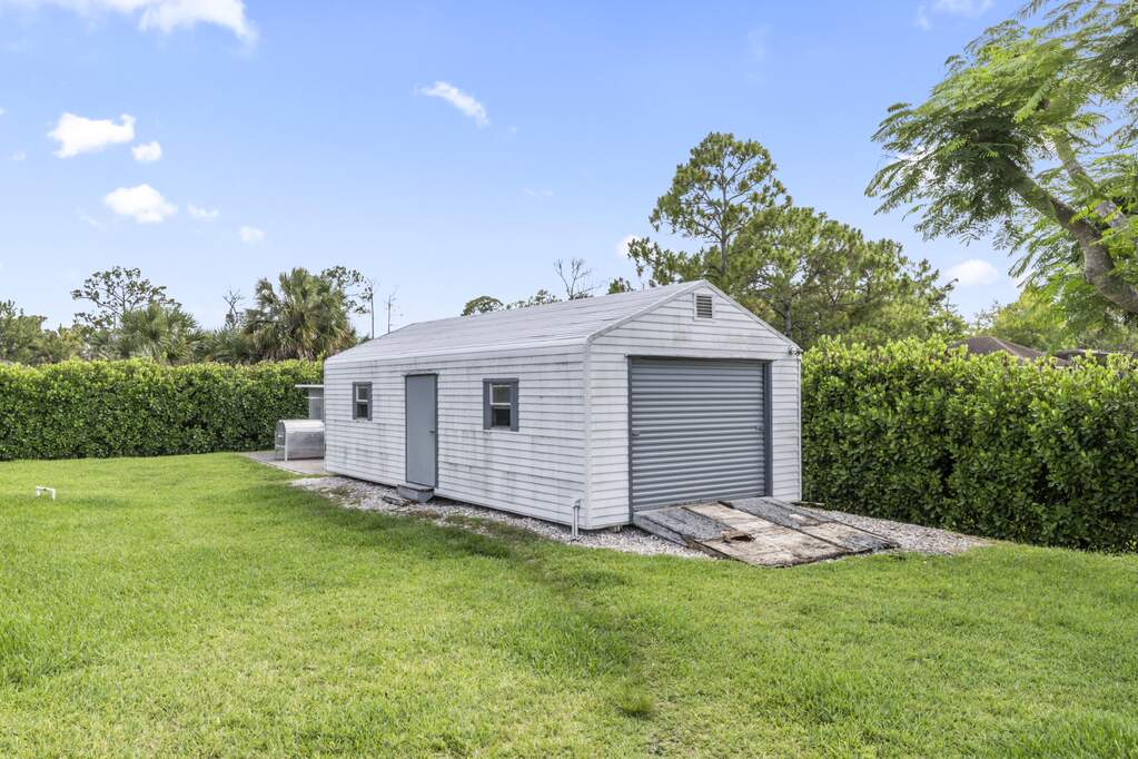 4 Bedroom Single Family Home/House's Image 35