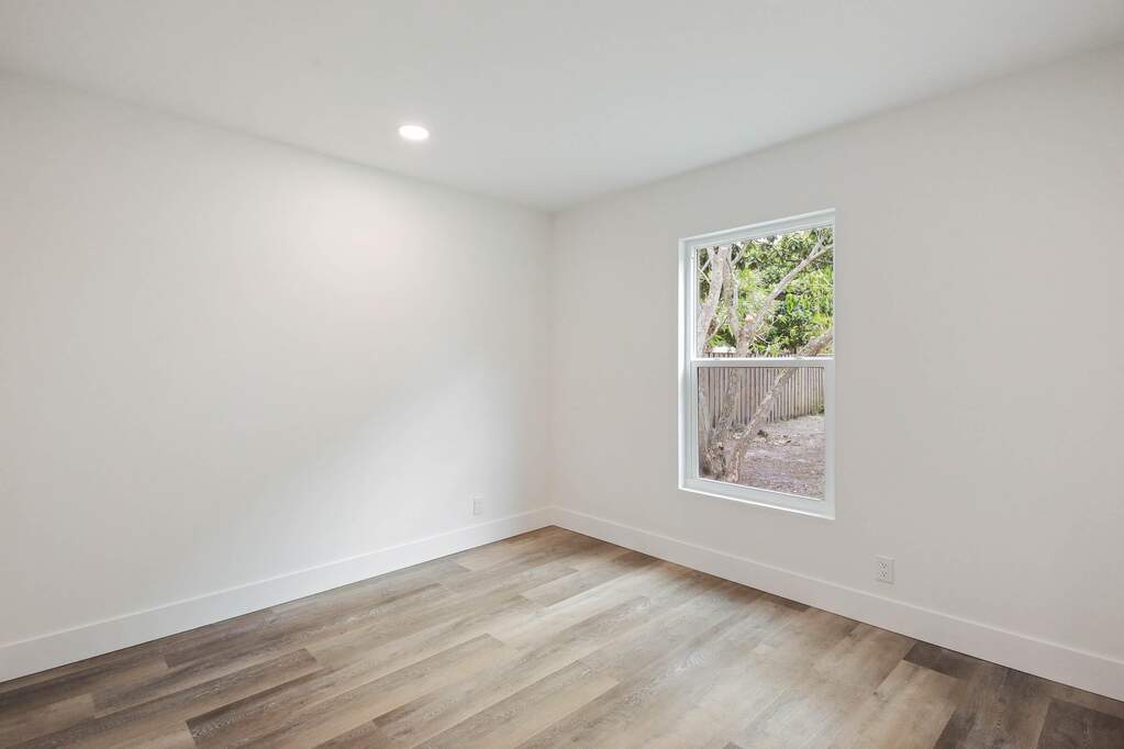 3 Bedroom Single Family Home/House's Image 24