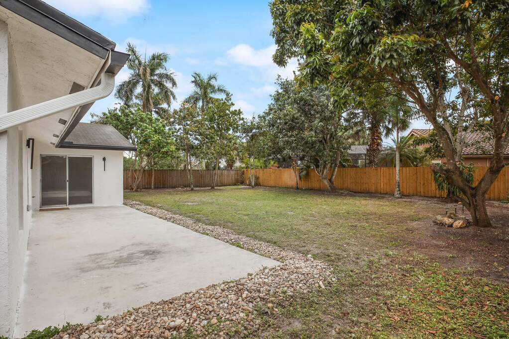 3 Bedroom Single Family Home/House's Image 34