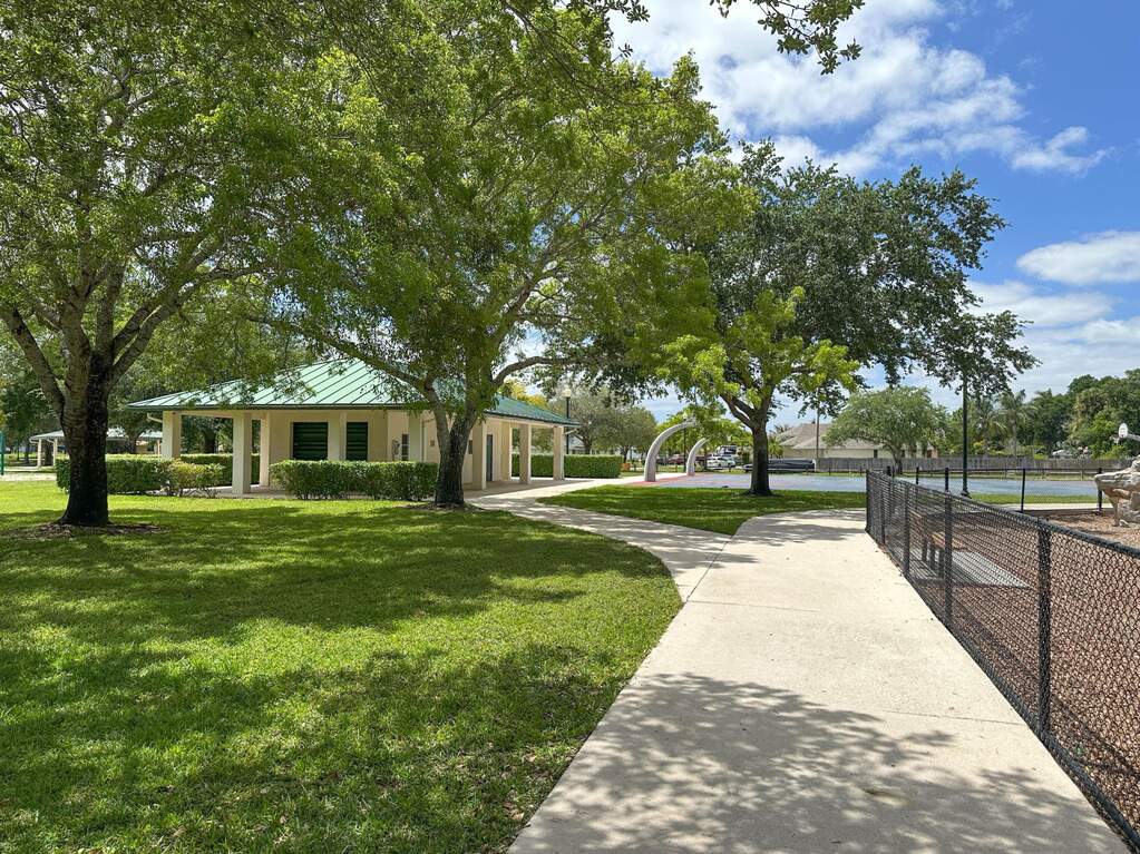 3 Bedroom Single Family Home/House's Image 50