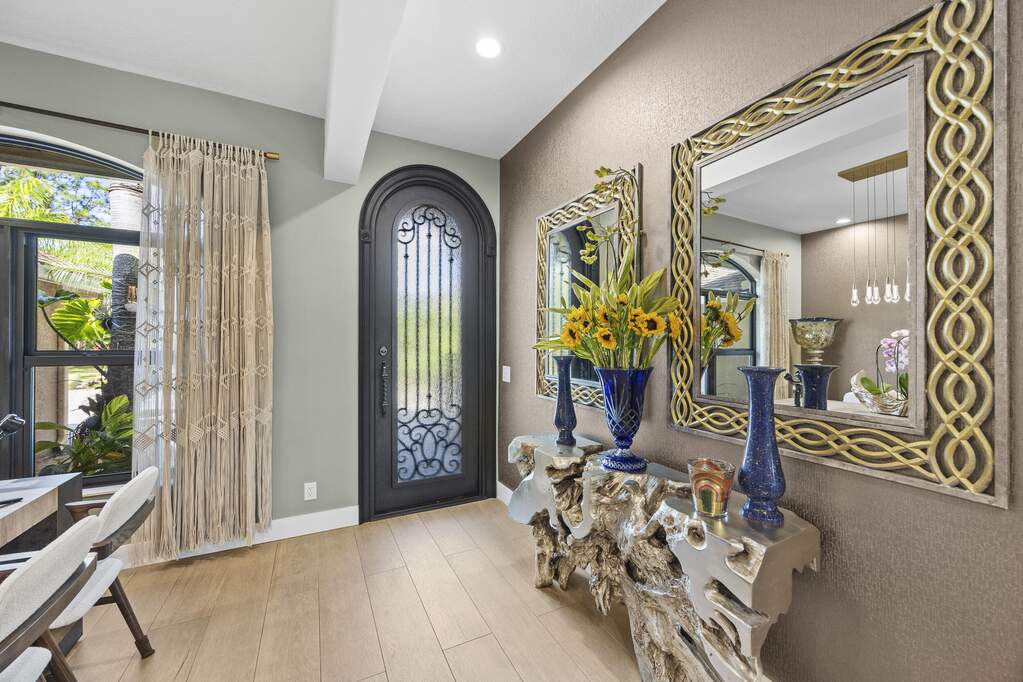 3 Bedroom Single Family Home/House's Image 8