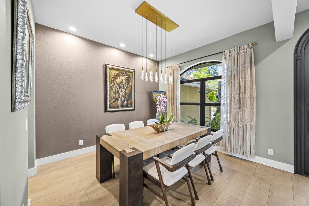 3 Bedroom Single Family Home/House's Image 11