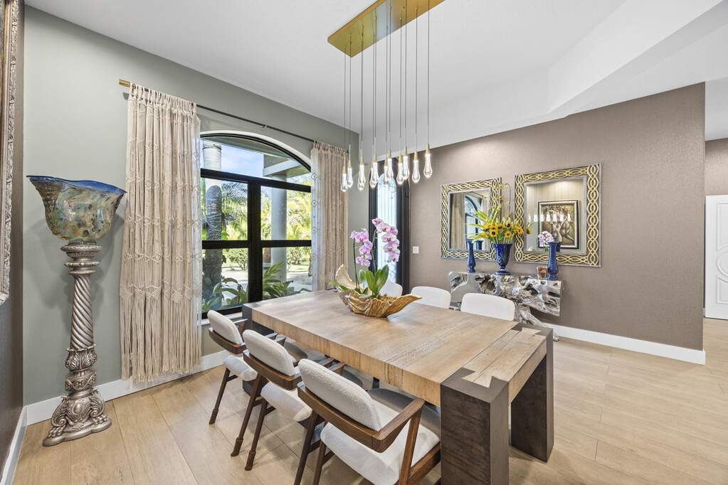3 Bedroom Single Family Home/House's Image 12
