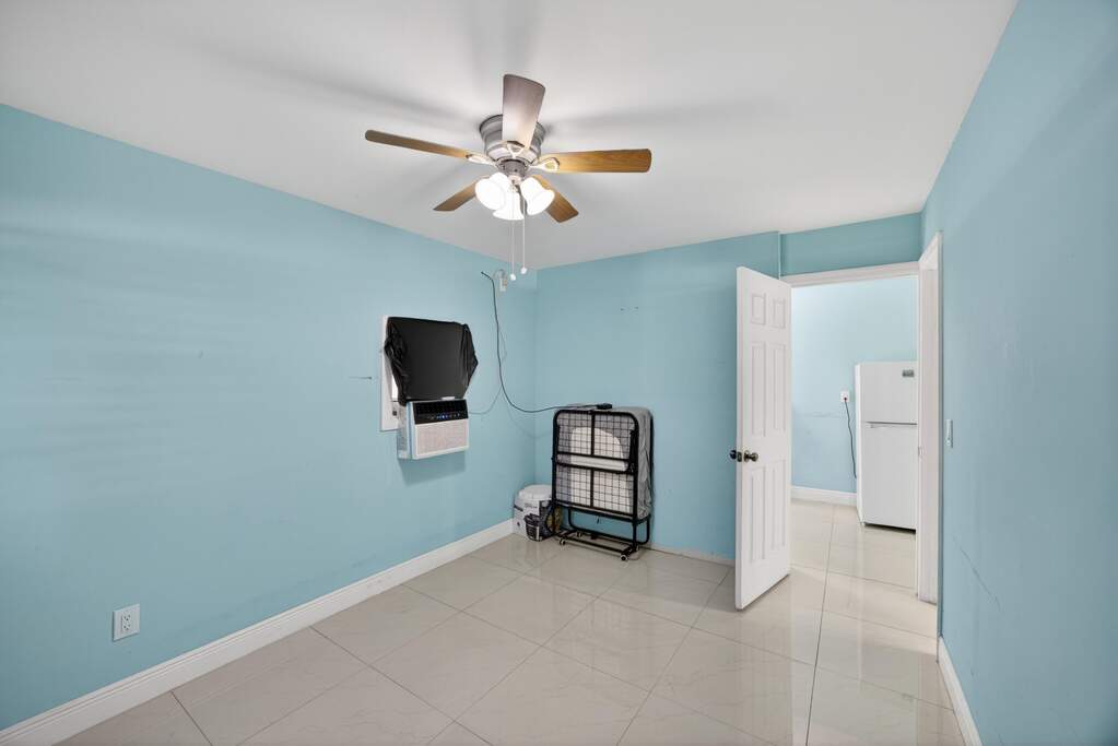 3 Bedroom Single Family Home/House's Image 18