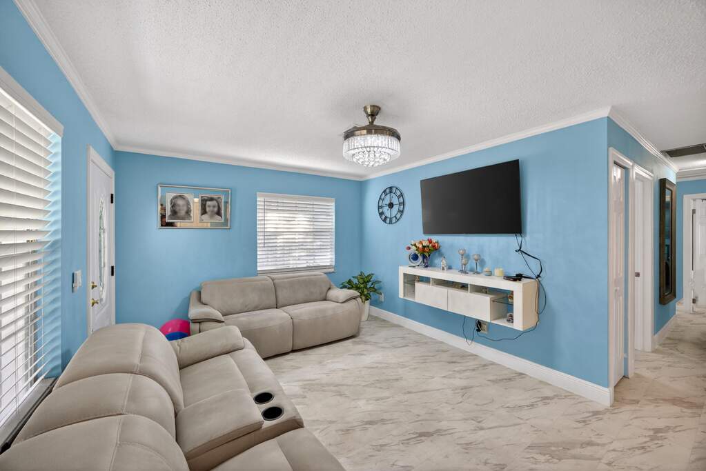 3 Bedroom Single Family Home/House's Image 6