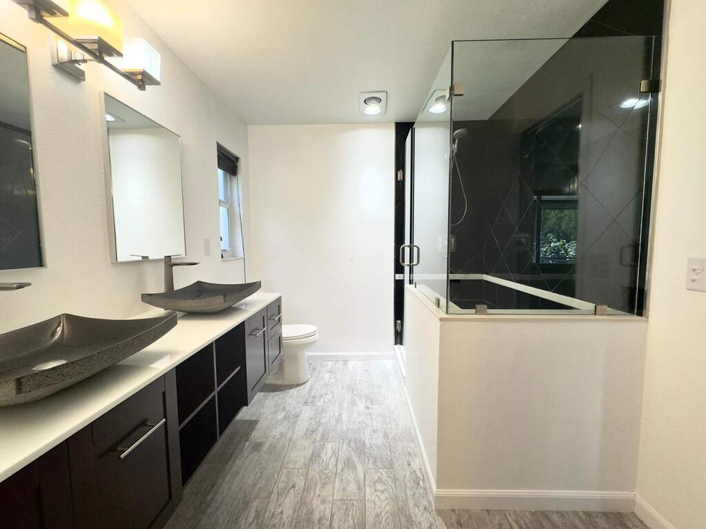 3 Bedroom Single Family Home/House's Image 7
