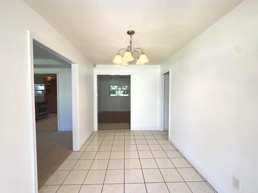 3 Bedroom Single Family Home/House's Image 4